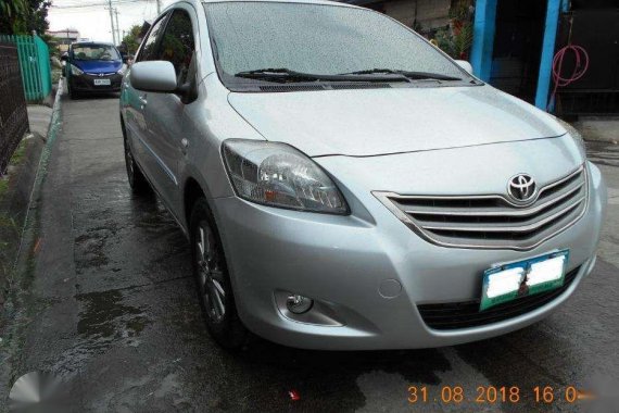 2013 Toyota Vios 1.3g AT top pf the line
