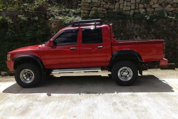 FOR SALE Toyota Hilux 4x4 manual transmission 1994
