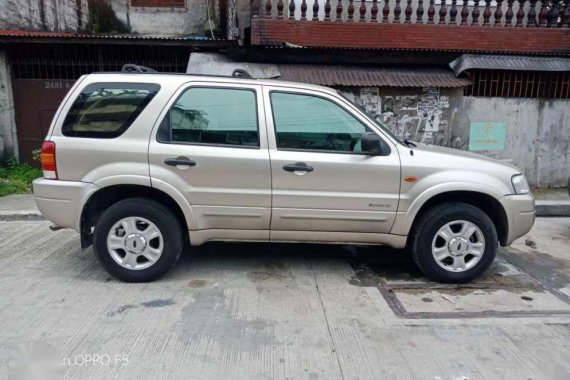 Ford Escape 2005 2.3L FOR SALE