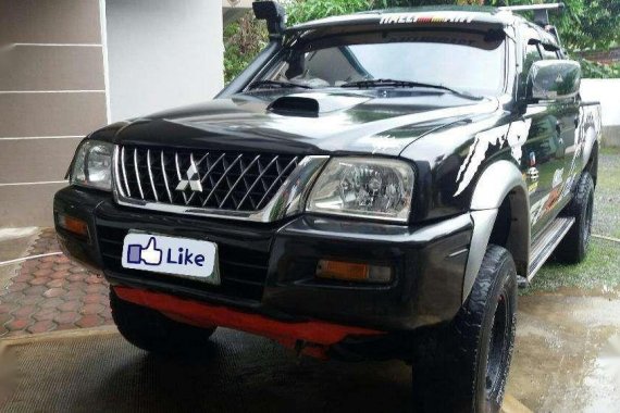 Mitsubishi Strada 2001 for sale 