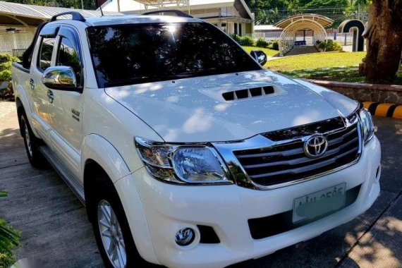 FOR SALE TOYOTA Hilux 2015 4x4