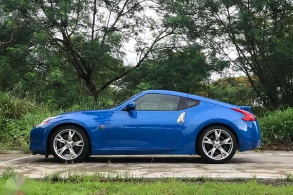 Nissan 370Z MT 2tkms only for sale 