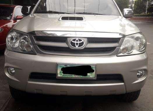 2006 Toyota FortunerV 4x4 diesel FOR SALE