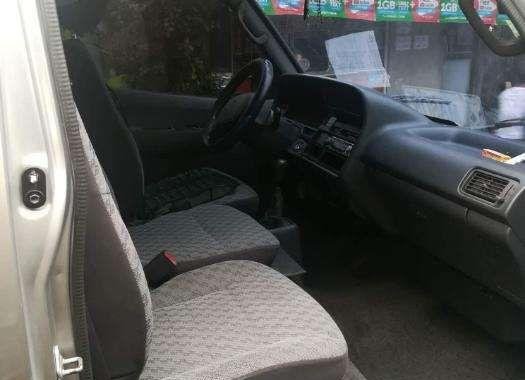 Toyota Grandia 2002 for sale 