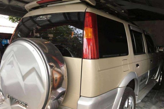 Ford Everest 2004 MT 4x4 for sale 