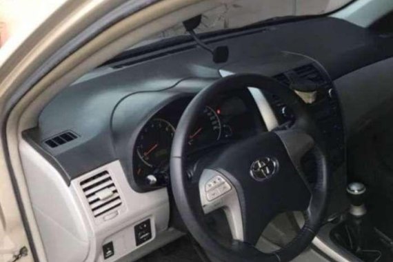 Toyota Corolla Altis 1.6 g variant 2008