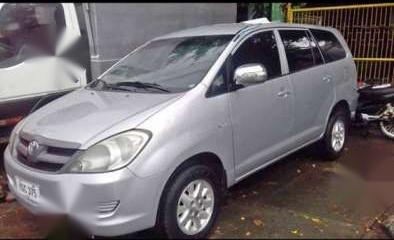 Still negotiable 2008 TOYOTA Innova j gas