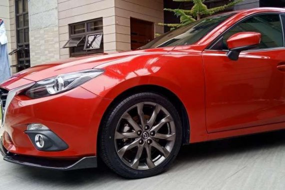 2015 Mazda 2.0 top of the line FOR SALE