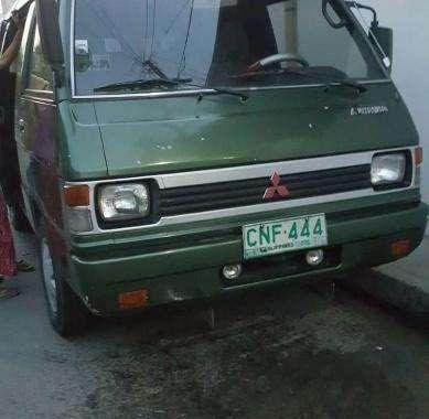 1998 Mitsubishi L300 versa van