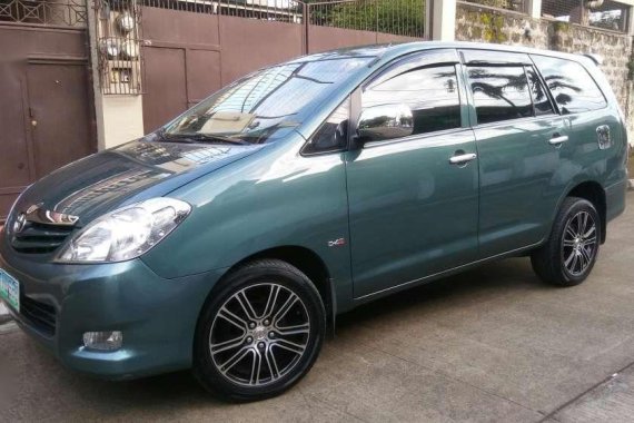 2011 Toyota Innova for sale