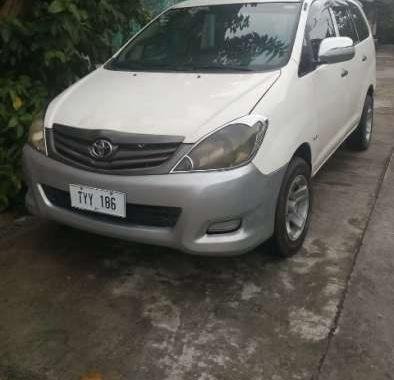 Toyota Innova j manual diesel 2011