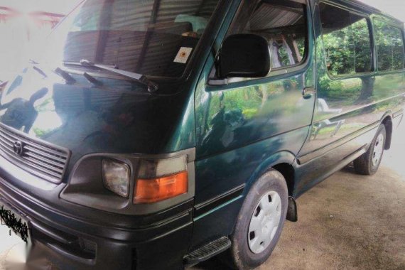 2002 Toyota Hiace commuter local 18 seaters diesel 