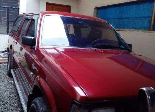 - Mazda B2200 pick up - Manual transmission 1995