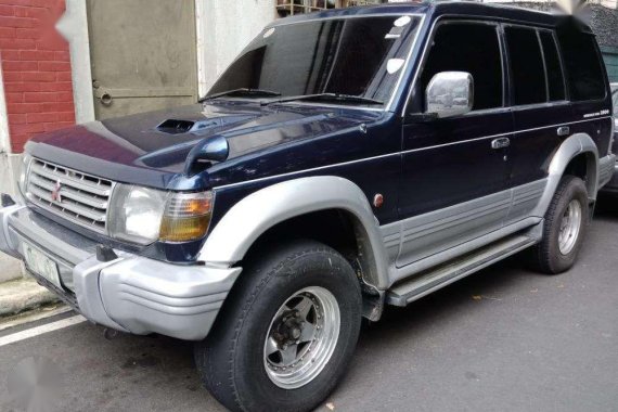 2000 Mitsubishi Pajero manual for sale 