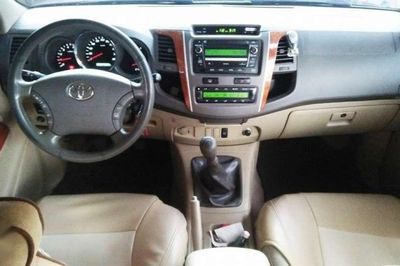 Toyota Fortuner 2011 Model For Sale