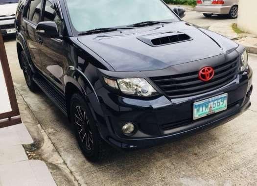 SELLING Toyota Fortuner at 2014