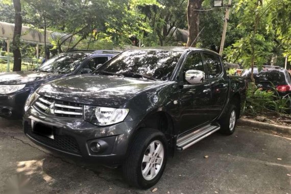 Mitsubishi Strada 2012 MT for sale 