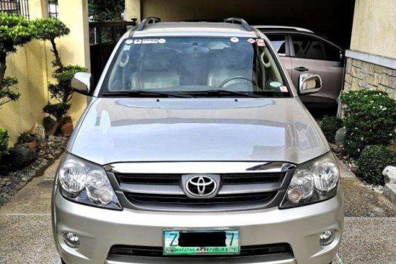 Toyota Fortuner 2008 AT 2.7G FOR SALE