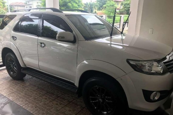 2015 Toyota Fortuner G 4x2 AT Gas FOR SALE