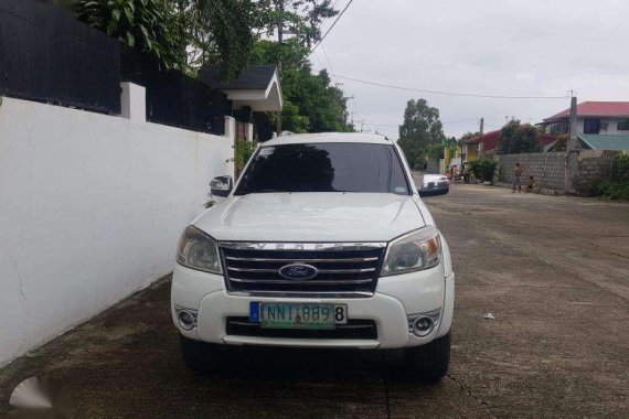 Ford Everest 4x2 matic 2009 for sale 