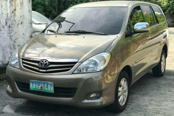 2012 Toyota Innova G Diesel Matic Oll Orig