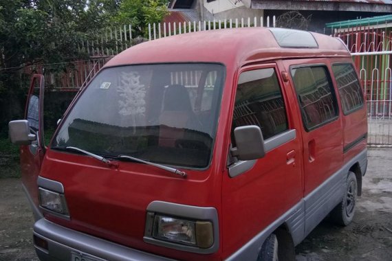 2005 Suzuki - Mini Van Red For Sale 