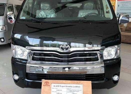 TOYOTA HIACE GL GRANDIA DIESEL M/T 2018 EURO 4