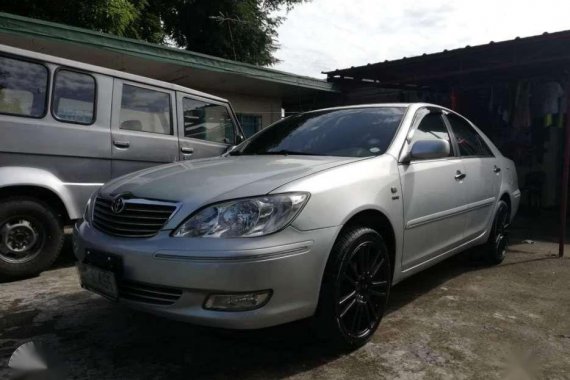 Toyota Camry 2.0 G fresh 2004 model