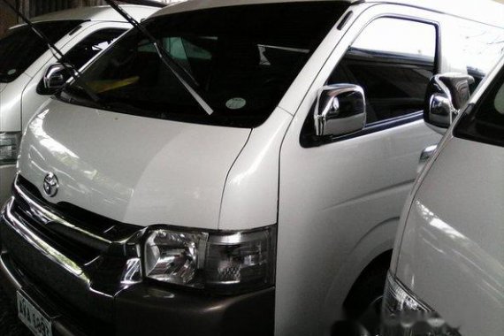 Toyota Hiace GL Grandia 2015 for sale