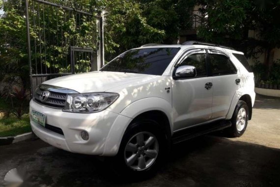 Toyota Fortuner G manual FOR SALE 2010