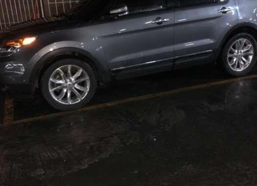 2014 Ford Explorer 3.5L V limited edition top of the line