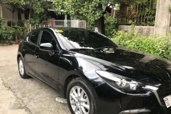 Mazda 3V 2017 model Black FOR SALE