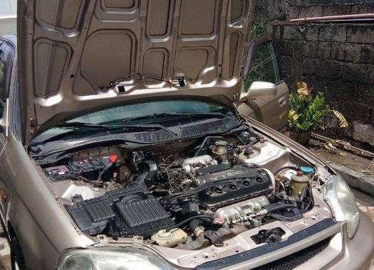 Honda Civic 2000 VTi SiR Body 4DR Automatic Rims P150000