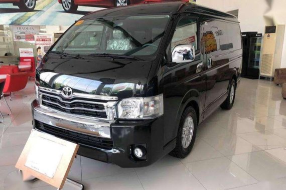 TOYOTA HIACE GL GRANDIA DIESEL M/T 2018 EURO 4