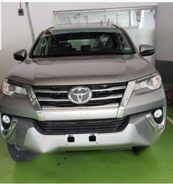 2018 Toyota Fortuner G and V Automatic 2018 35K All In DP