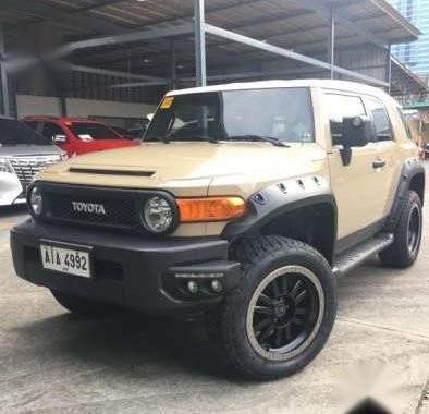 2015 Toyota Fj Cruiser 40L automatic 4x4