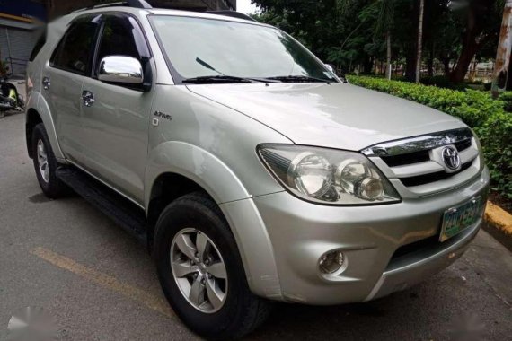 Toyota Fortuner 2.7 G gasoline 2006 FOR SALE