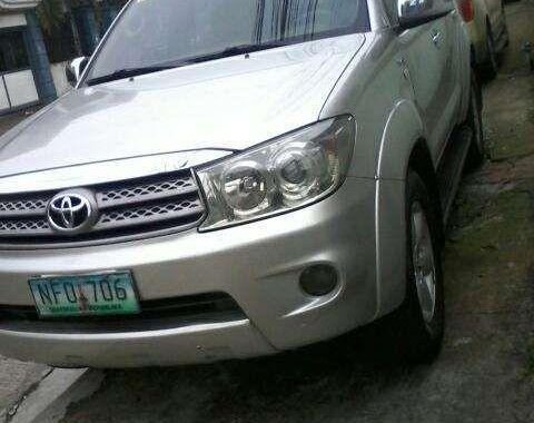 SELLING TOYOTA Fortuner 2009 G