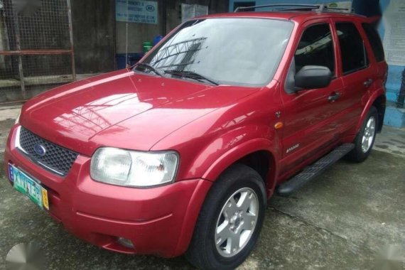 2005 Ford Escape XLT ( top of the line )