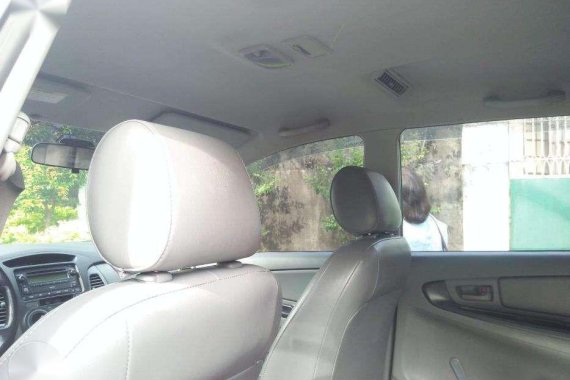 2011 TOYOTA Innova FOR SALE