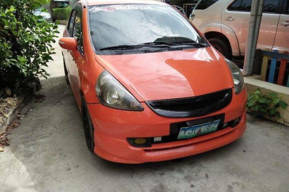 For sale Honda Fit 1.3 engine Very cold aircon 2007