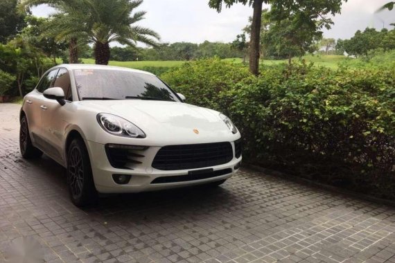 Pristine Porsche Macan 4-cyl Turbowith For Sale 