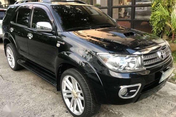 Toyota FORTUNER 3.0V 4x4 DSL AT 2009 