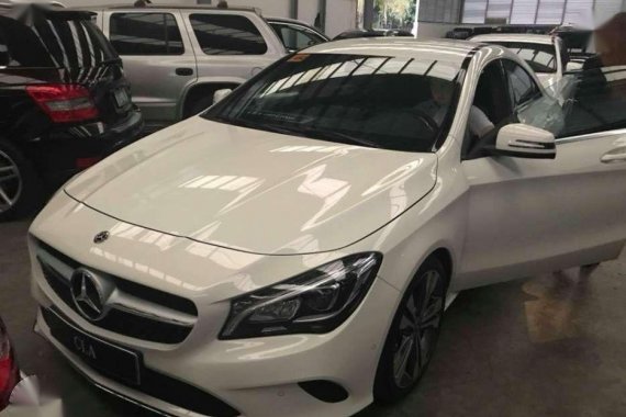 2017 Mercedes Benz CLA 180 Luxury Line For Sale 