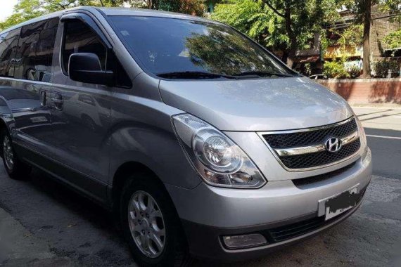 2009 Hyundai starex -automatic transmission -diesel