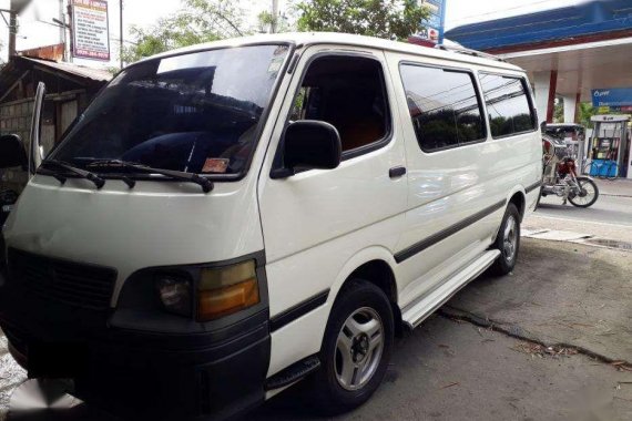 2003 Toyota Hiace commuter FOR SALE