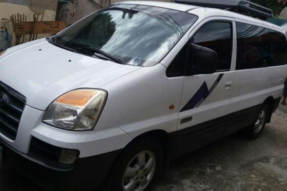 Hyundai Starex CRDi 2007 AT White For Sale 