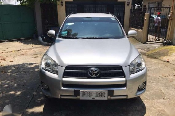 2011 Toyota Rav4 4x2 FOR SALE