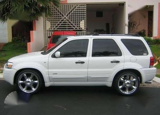 2005 Ford Escape 4wd FOR SALE