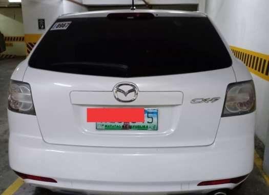 Mazda CX7 2010 model white FOR SALE